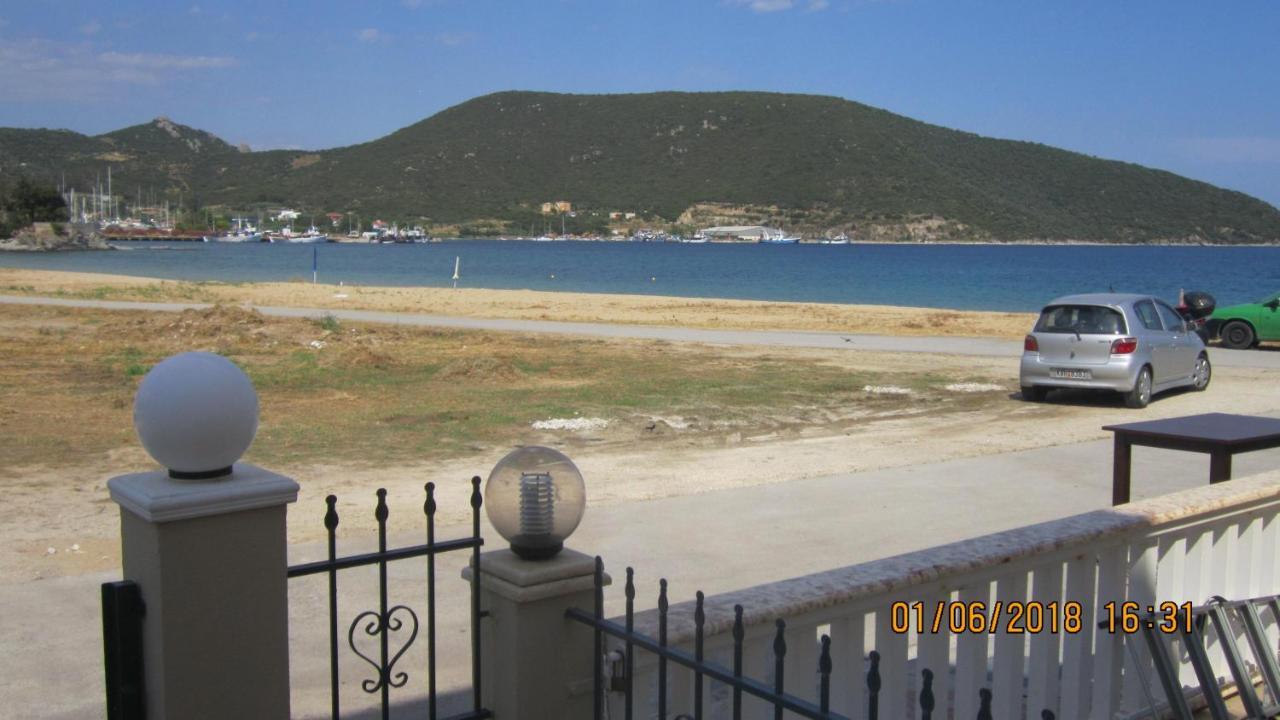 Peramos Rent House Appartement Néa Péramos Buitenkant foto