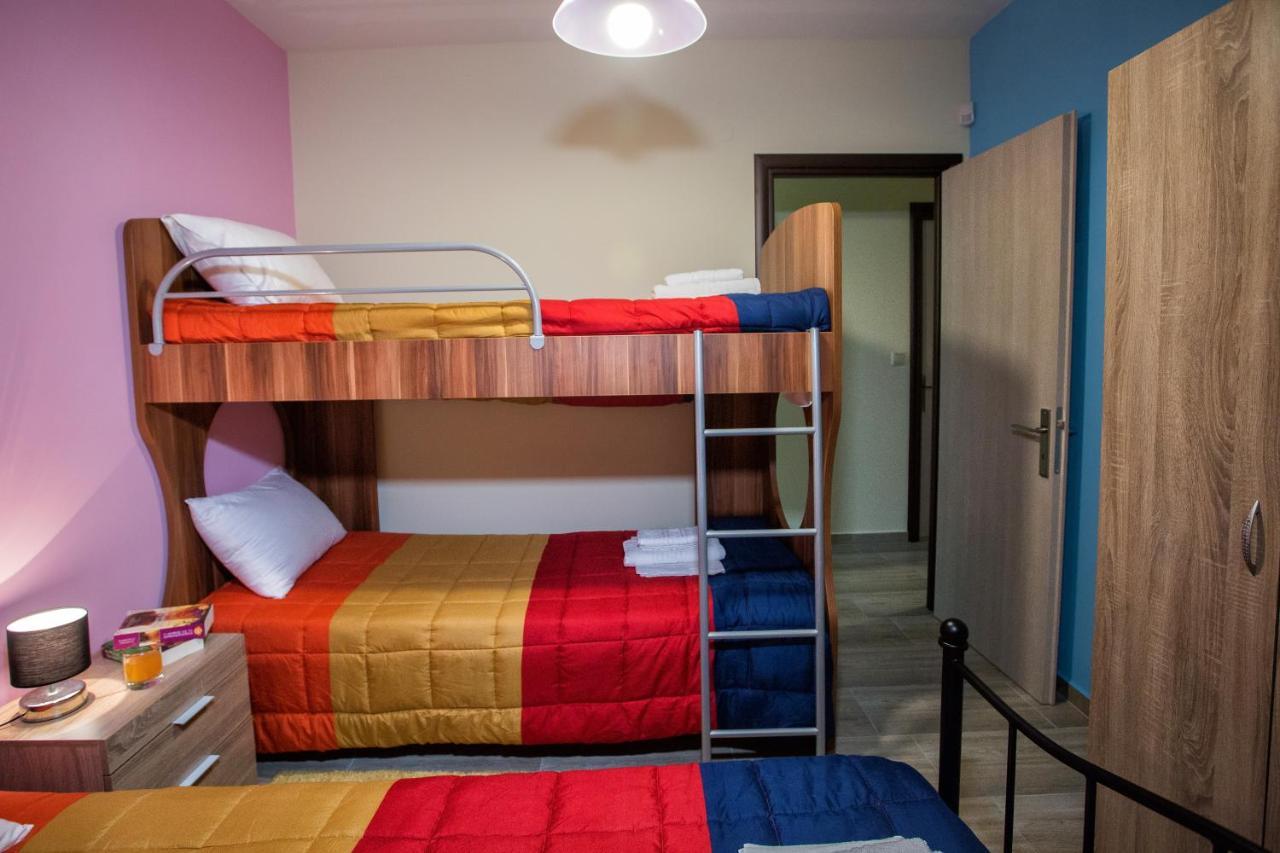 Peramos Rent House Appartement Néa Péramos Buitenkant foto